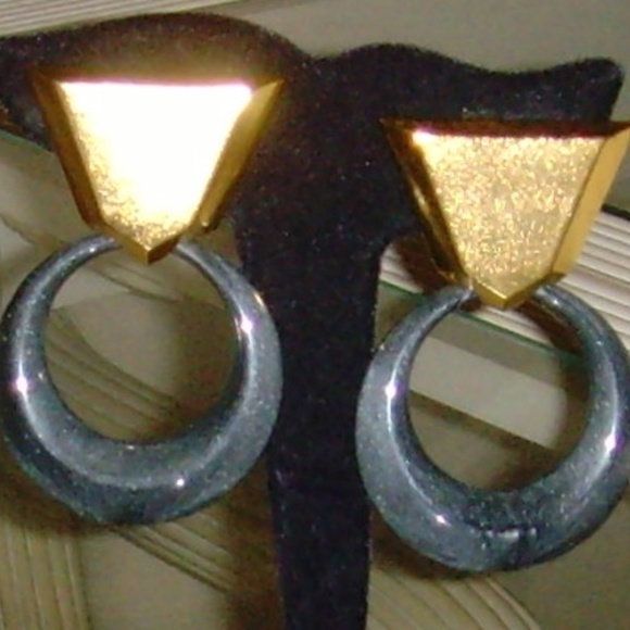 Yves Saint Laurent Dangle Earrings -YSL - Picture 12 of 16